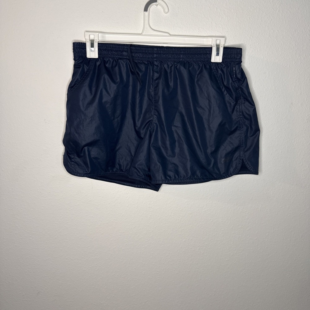 Reebok Vintage Mens Black Crinkle Nylon Mesh Lined Athletic Shorts Size Medium